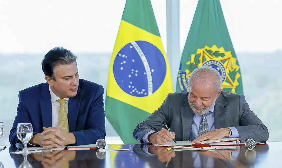 Proíbido cursos EaD de medicina, direito e odontologia pelo MEC Proíbido cursos EaD de medicina, direito e odontologia pelo MEC