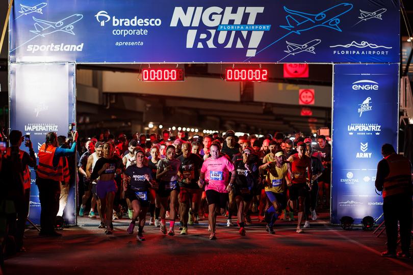 “Night Run Floripa Airport” tem lotação máxima e reforça Florianópolis no circuito nacional de corridas de rua “Night Run Floripa Airport” tem lotação máxima e reforça Florianópolis no circuito nacional de corridas de rua