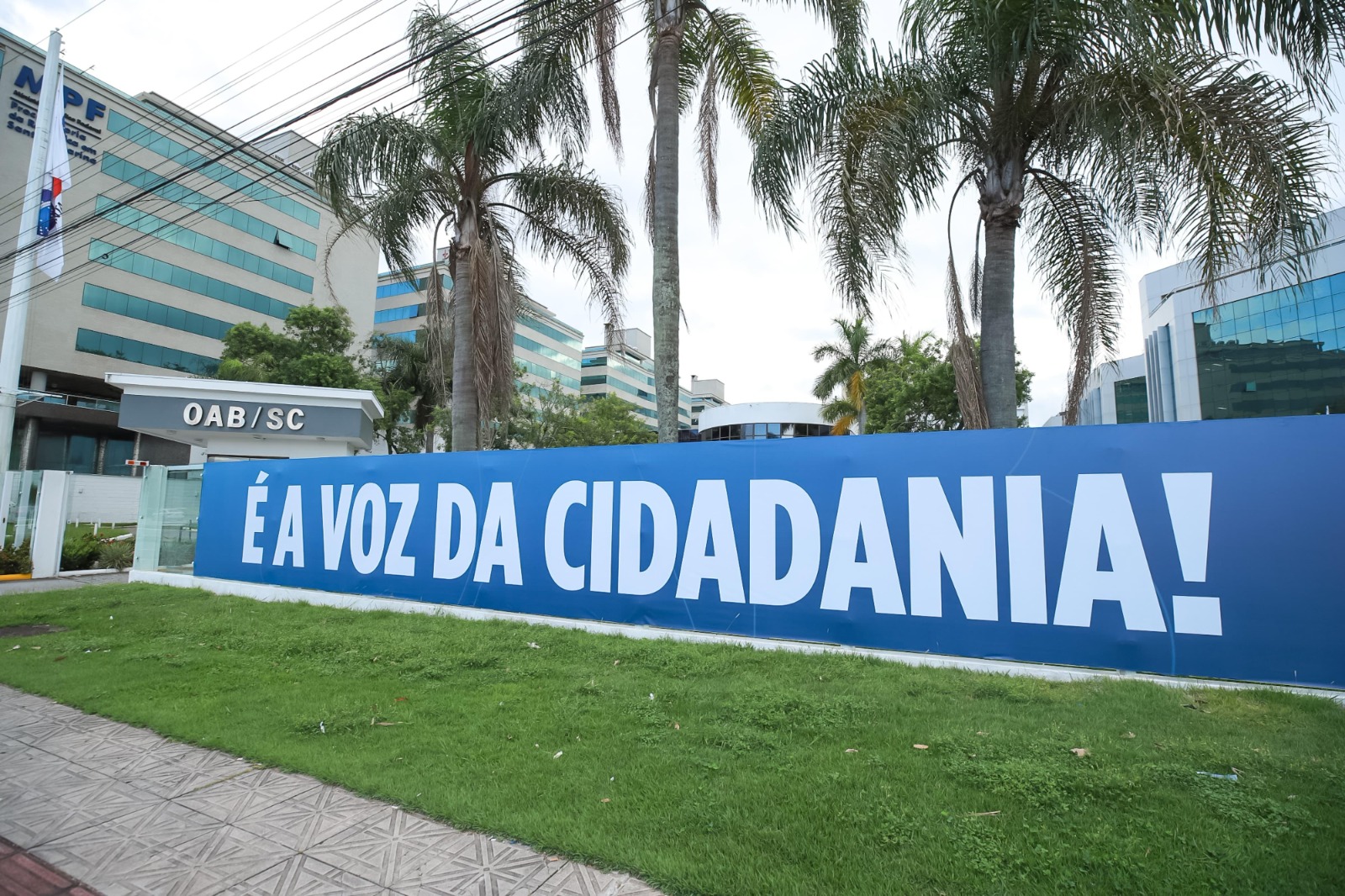 Prerrogativas: evento inédito da OAB/SC debate condições para a defesa plena dos cidadãos Prerrogativas: evento inédito da OAB/SC debate condições para a defesa plena dos cidadãos