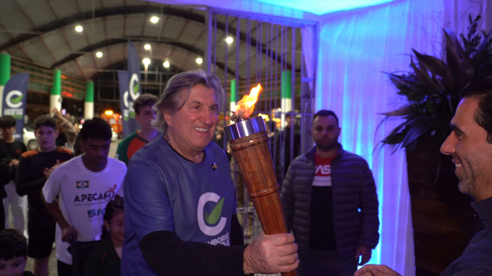 Camboriú dá largada aos “Jogos Escolares” e “Paradesportivos 2025” com cerimônia repleta de emoção Camboriú dá largada aos “Jogos Escolares” e “Paradesportivos 2025” com cerimônia repleta de emoção