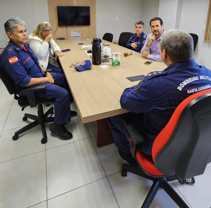 SPI e Corpo de Bombeiros oferecerão oficina “Bombeiro Sênior” SPI e Corpo de Bombeiros oferecerão oficina “Bombeiro Sênior”
