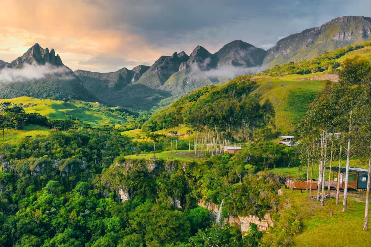Do Cultivo à Contemplação: Como Alfredo Wagner se Tornou o Novo Fenômeno do Turismo de Montanha em SC Do Cultivo à Contemplação: Como Alfredo Wagner se Tornou o Novo Fenômeno do Turismo de Montanha em SC
